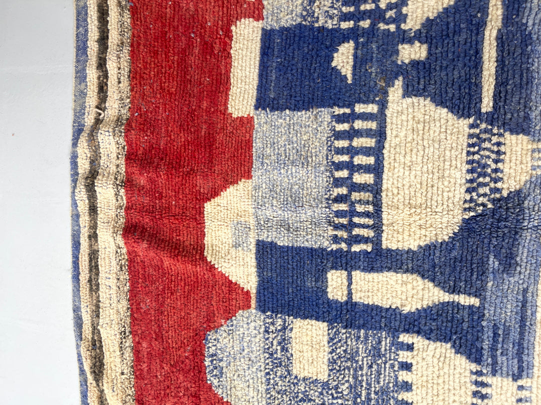 Close up Boujaad Berber Moroccan Artisan Handmade Rug