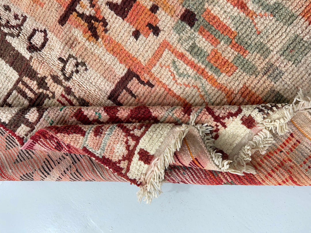 Close up of Boujaad Berber Moroccan Artisan Handmade Rug