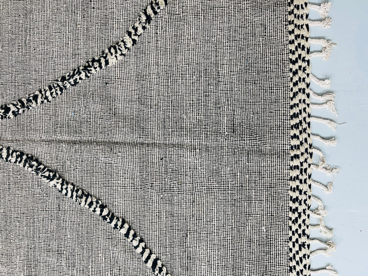 Close up of Kilim Berber Moroccan Artisan Handmade Rug