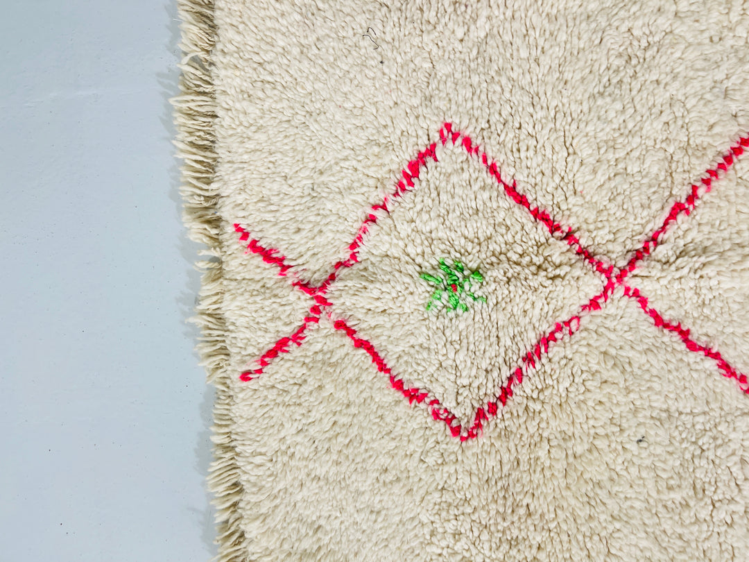 Close up of Beni Ourain Berber Moroccan Artisan Handmade Rug