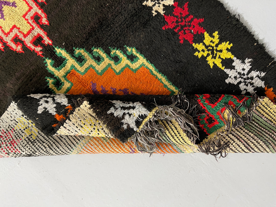 Close up Boucherouite Berber Moroccan Artisan Handmade Rug